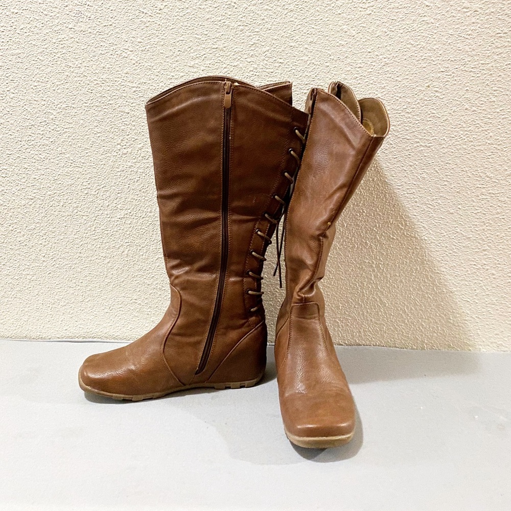 Women's boots brown